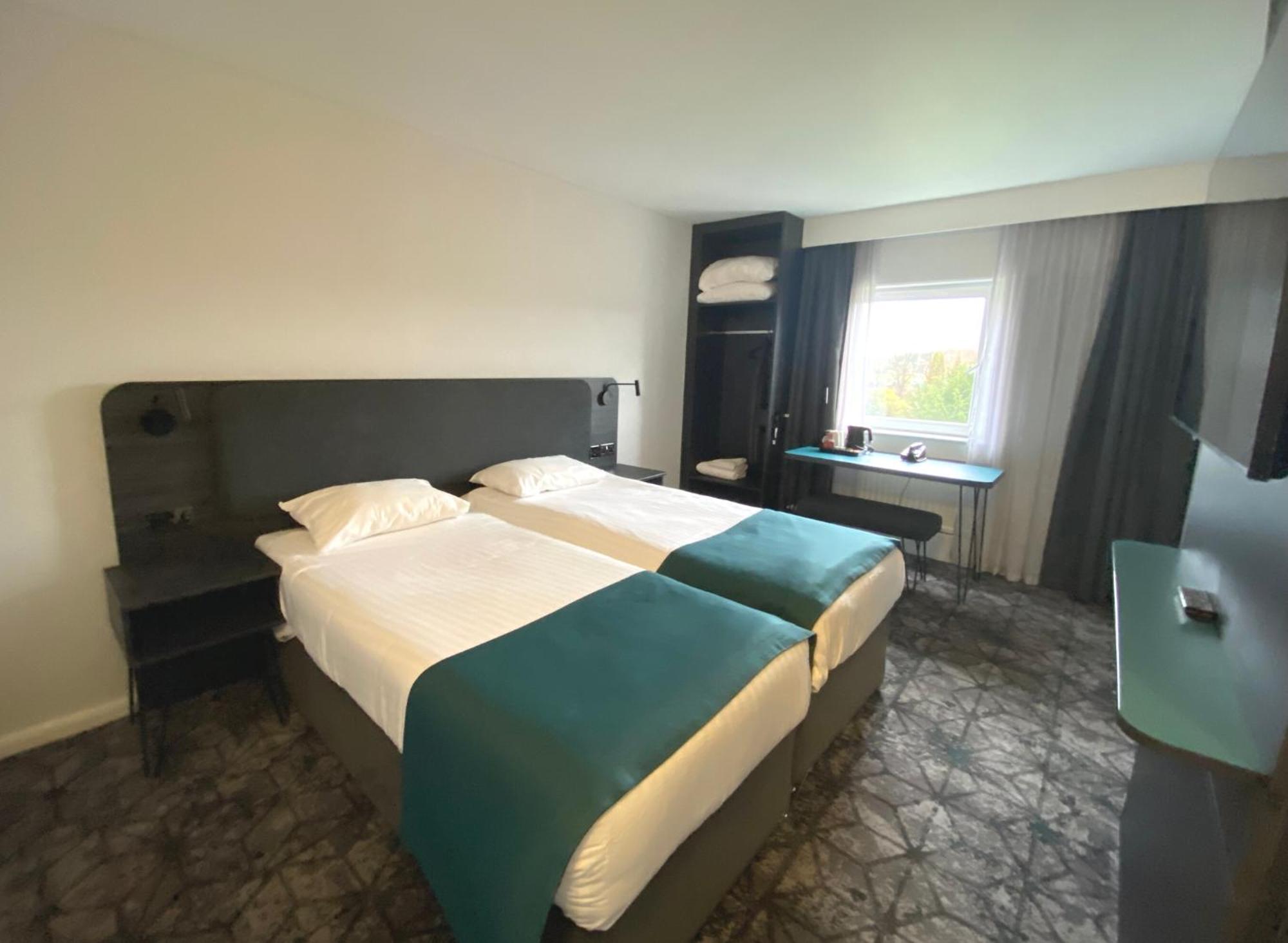 Normandy Hotel Renfrew Room photo